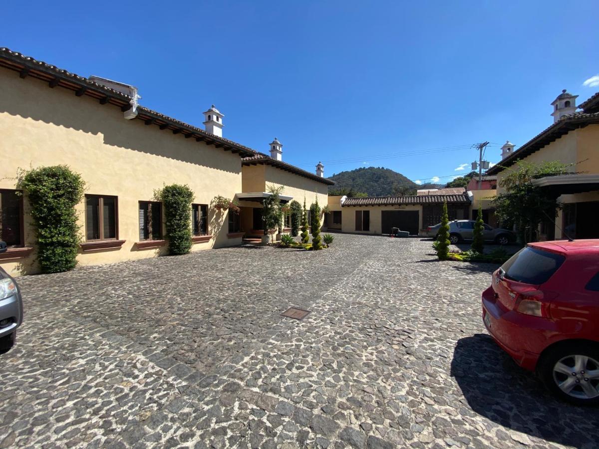 Suite Don Pedro: Hermoso Loft Con Parqueo Gratis! Antigua Eksteriør billede